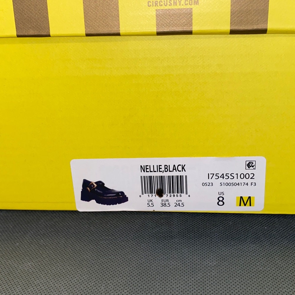 Circus NY by Sam Edelman Nellie Mary Jane Lug Size 8M Chunky Style New In Box - Picture 8 of 8
